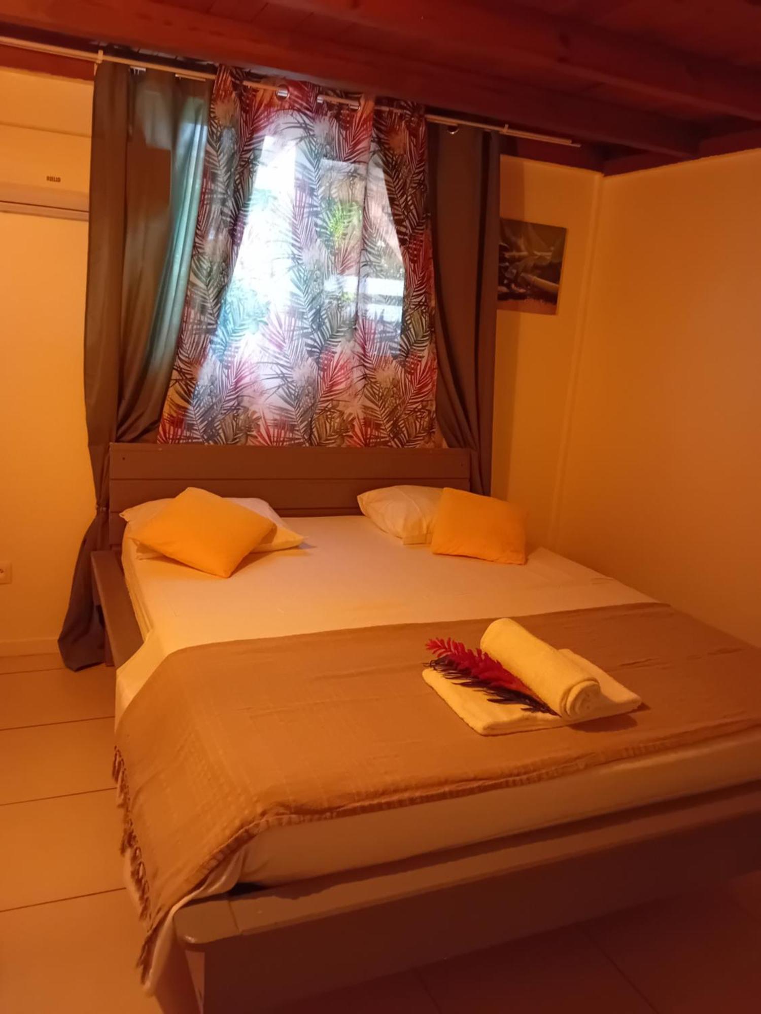 Holiday home Special Groupe !! Les Hauts De Bornave *